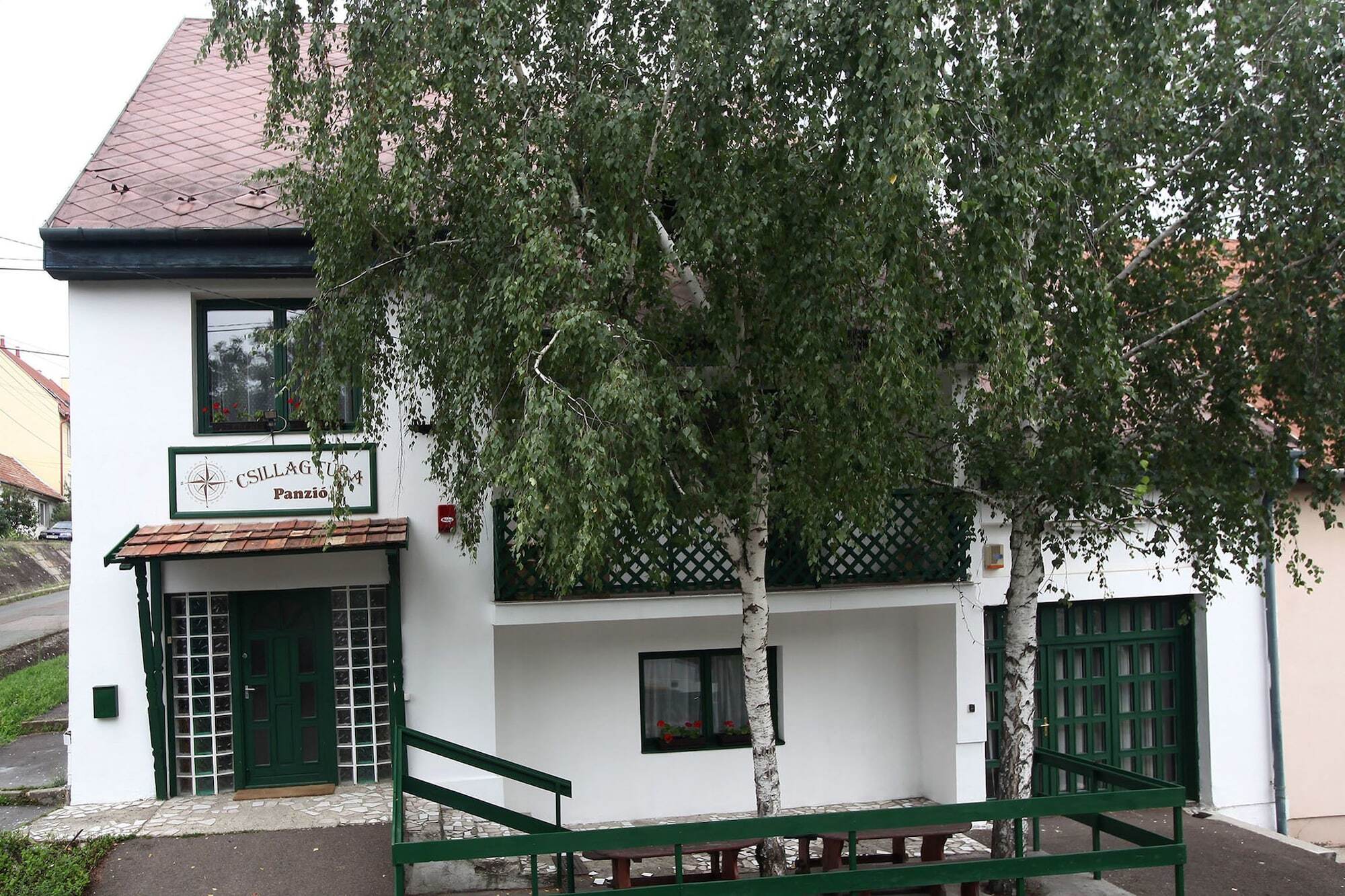 Csillagtura Panzio Bed & Breakfast Eger